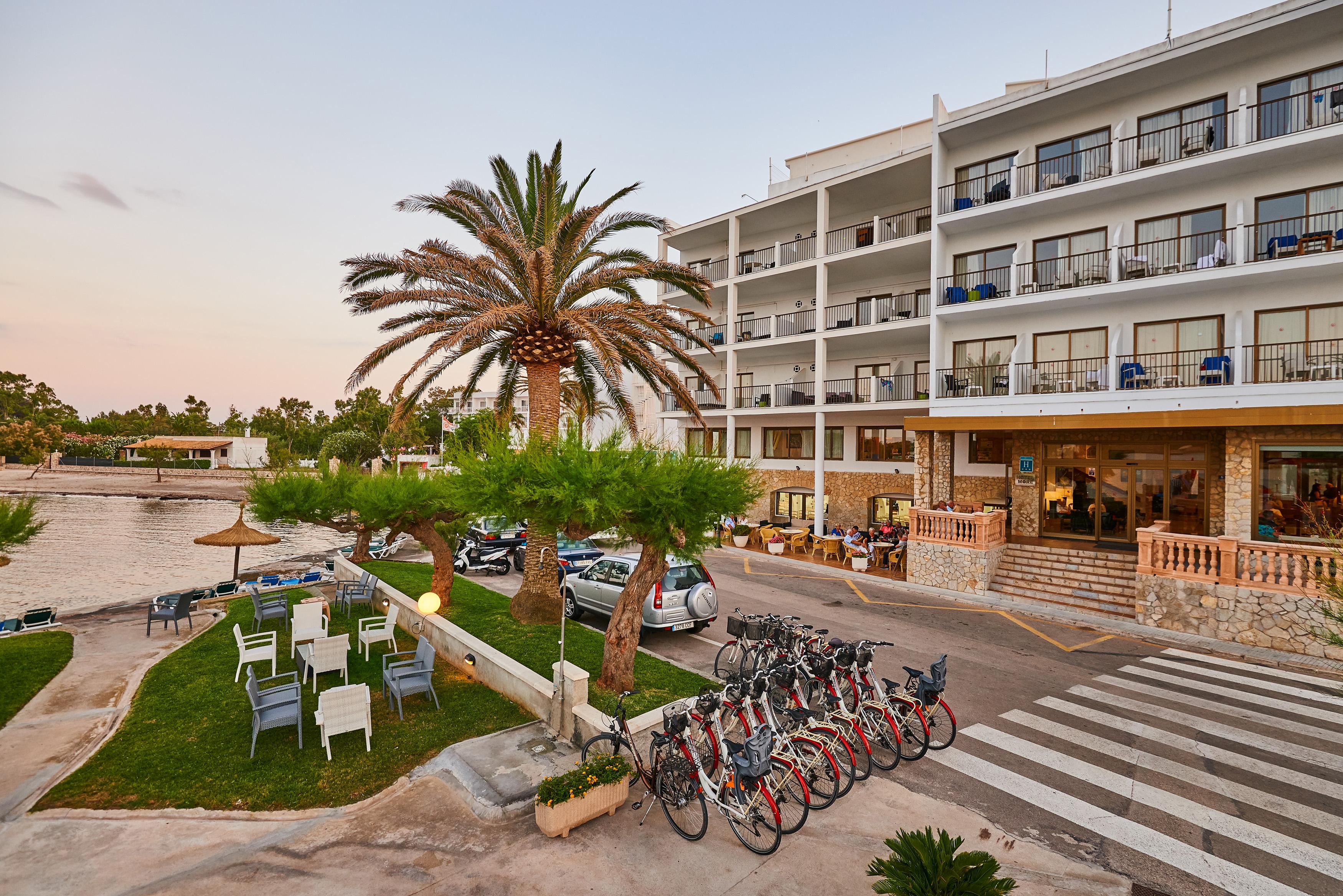 Hotel More Alcúdia Exterior foto