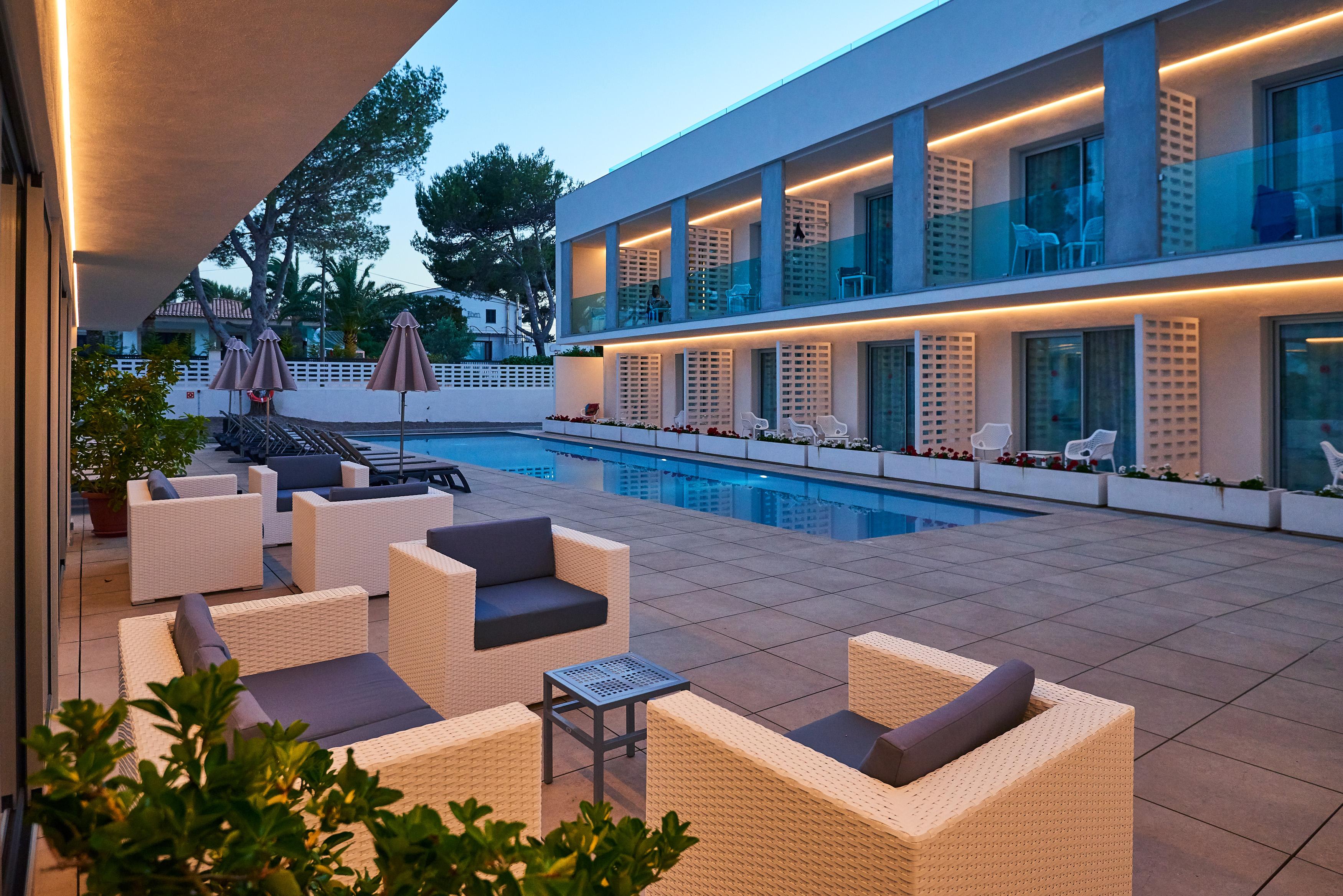 Hotel More Alcúdia Exterior foto